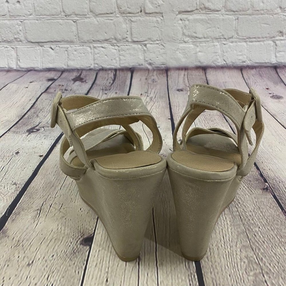 Nine West Gold Criss Cross Wedge Sandals Open Toe - Picture 5 of 8
